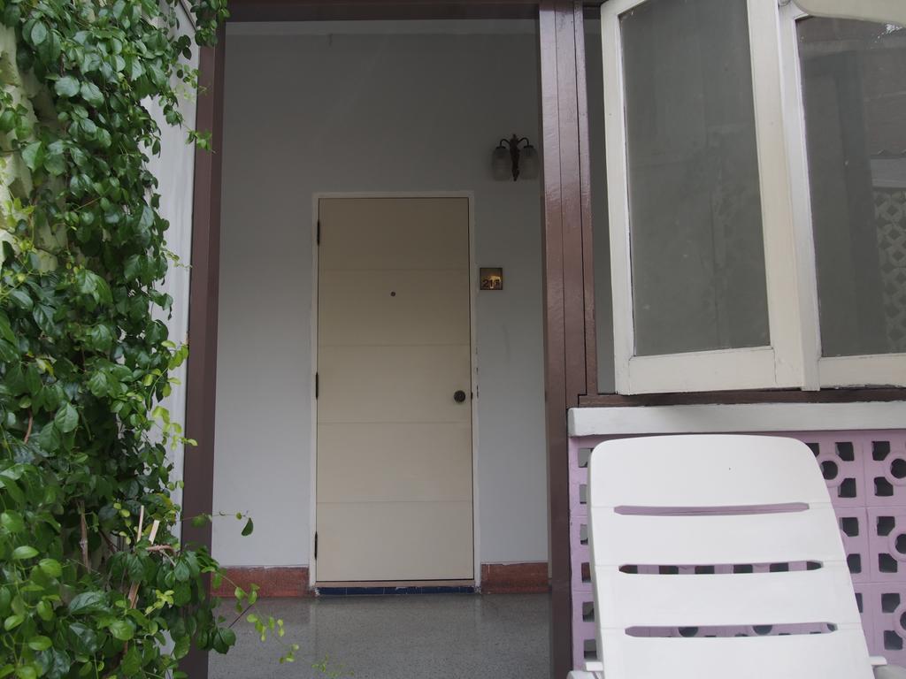 Hotel Retroasis Bangkok Exterior foto