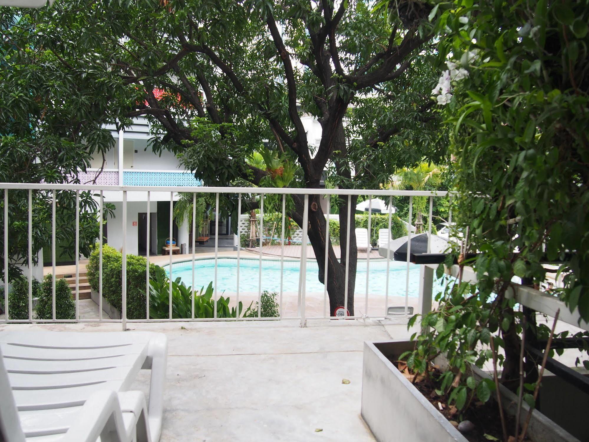 Hotel Retroasis Bangkok Exterior foto
